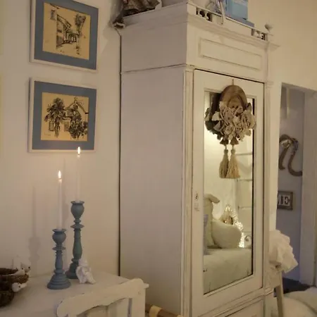 La Casina Di Manon Bed & Breakfast *